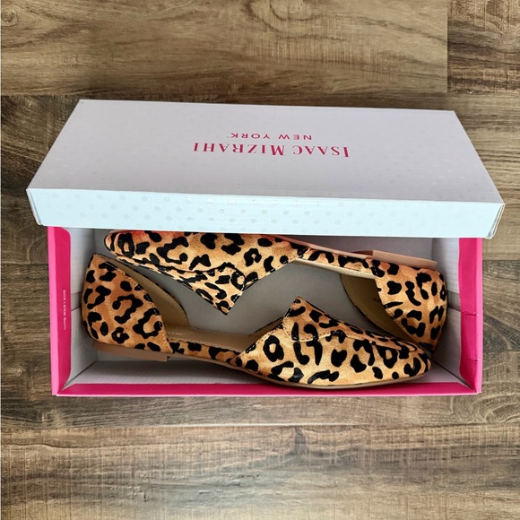 Isaac Mizrahi Leopard Print Women's Shoes Size 9.5 Like new in box - Picture 7 of 7